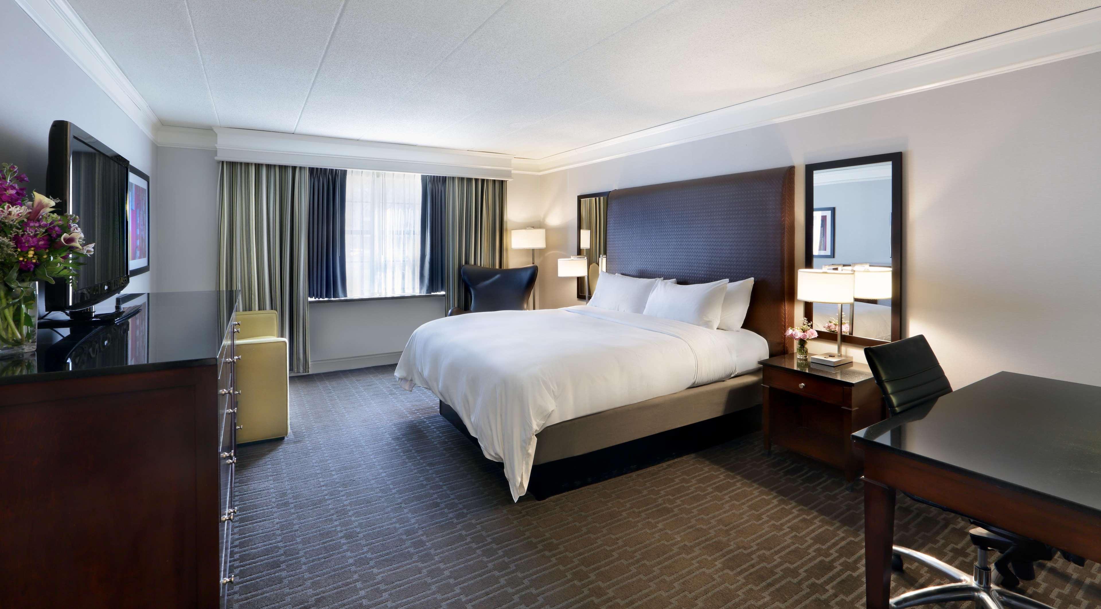 Отель Hilton Мистик Экстерьер фото